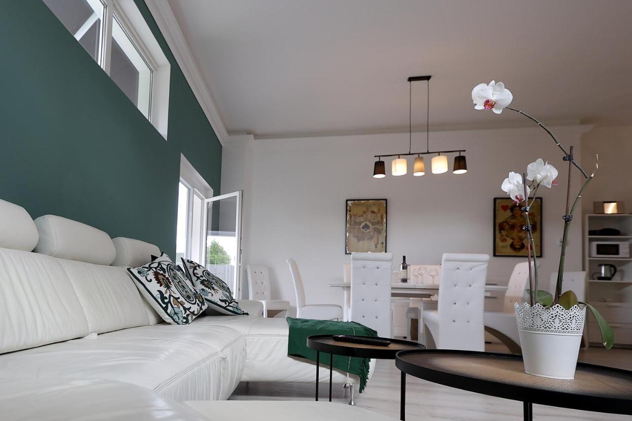 Exklusive Fw Mit 3 Sz Und Grosser Terrasse Gratkorn Εξωτερικό φωτογραφία